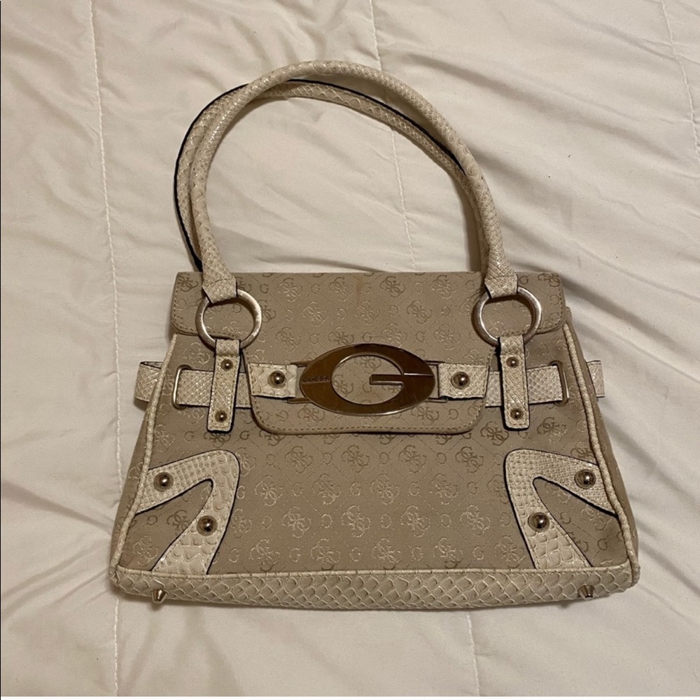 Guess Shoulder Bag